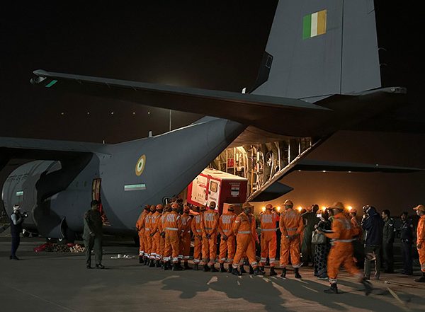 World News | India Dispatches First Tranche of Humanitarian Aid for People of Myanmar