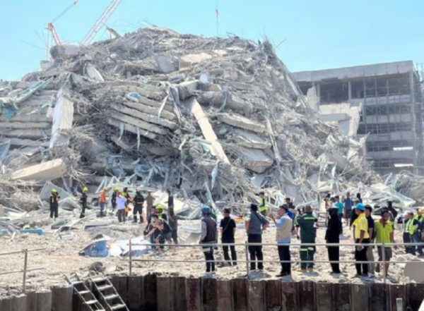 World News | Death Toll from 7.7 Magnitude Earthquake in Myanmar Rises to 674, with 1670 Injured
