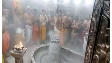 India News | MP: Scores of Devotees Offer Prayers, Attend Bhasma Aarti at Mahakaleshwar Temple in Ujjain on Shani Amavasya