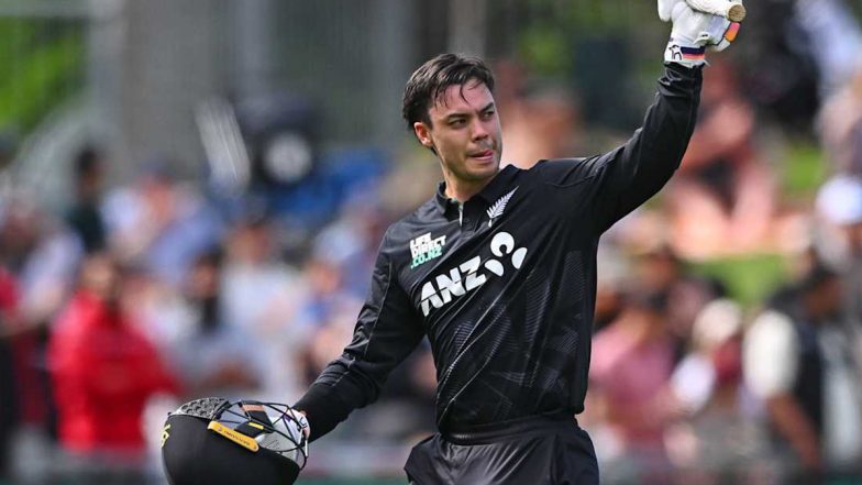 Sports News | Mark Chapman, Nathan Smith Powers New Zealand to Victory over Pakistan by 73 Runs in First ODI