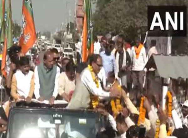 India News | MP: Union Minister Shivraj Chouhan Holds Roadshow in Sehore, Highlights Rural Development Efforts