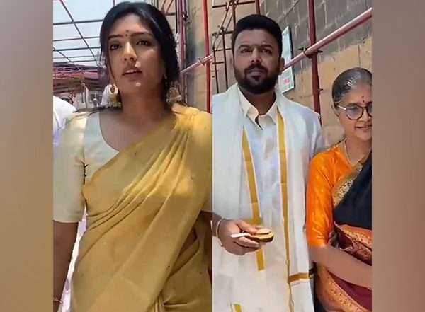 Entertainment News | Actor Eesha Rebba and Director Tharun Bhascker Visit Tirumala Temple to Offer Prayers