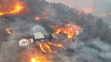 World News | South Korea: Authorities Confirm Full Containment of Massive Wildfires in Gyeongsang Provinces