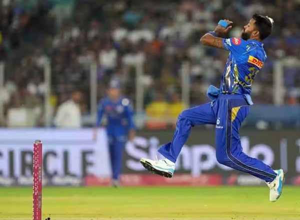 Sports News | Hardik Pandya Fined Rs 12 Lakh for Slow Over-rate as MI Suffer Second Consecutive Defeat in IPL 2025