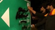 Delhi: 3 Men Deface Signboard of &lsquo;Akbar Road&rsquo;, Paste Maharana Pratap&rsquo;s Posters Over It (Watch Video)
