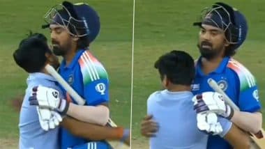 Fan Breaches Security to Enter Dubai International Cricket Ground and Hugs KL Rahul After India India Enter ICC Champions Trophy 2025 Final With 4-Wicket Victory Over Australia (Watch Video)