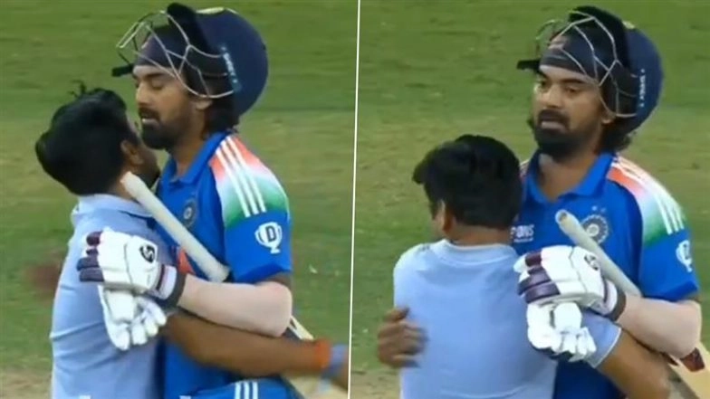 Fan Breaches Security to Enter Dubai International Cricket Ground and Hugs KL Rahul After India Enter ICC Champions Trophy 2025 Final With 4-Wicket Victory Over Australia (Watch Video)