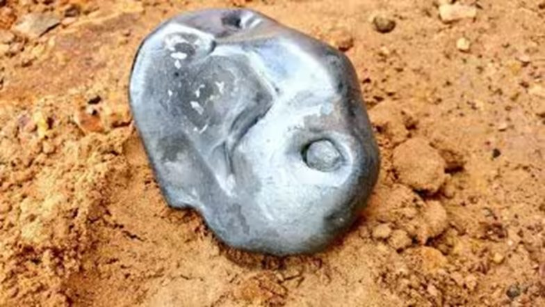Maharashtra: Meteorite-Like Dense Objects Fall in Beed Village, Sample Taken for Study