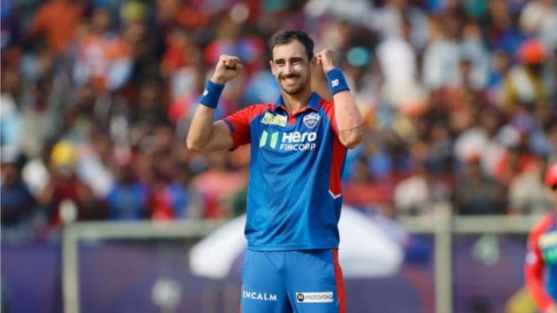 Mitchell Starc Scalps His Maiden Five-Wicket Haul in Indian Premier League, Registers Impressive Figures of 5/35 During DC vs SRH IPL 2025 Match