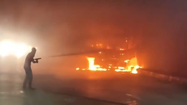 Mumbai-Pune Expressway Fire Accident: Truck Catches Blaze Inside Khopoli Exit Tunnel on Yashwantrao Chavan Expressway in Maharashtra, Viral Video of 'Burning Truck' Surfaces
