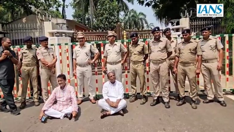 Two Cong MLAs Fall Ill While Holding Dharna Near Odisha Assembly Gate, Shifted to Hospital