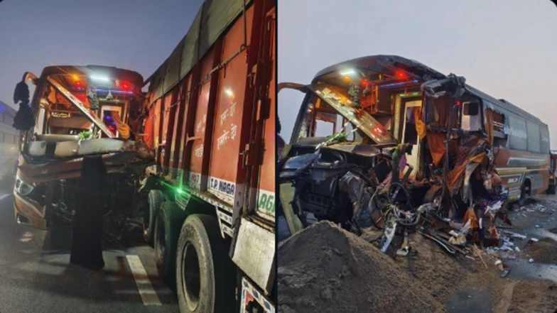 Bus Crashes into Stationary Truck in Agra; 4 Dead, 19 Injured
