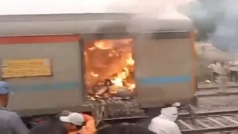 MP: Fire in Ahmedabad-Barauni Express Generator Car; No Casualties