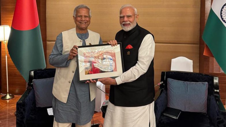 PM Modi Meets Bangladesh Chief Adviser Muhammad Yunus on Sidelines of BIMSTEC Summit