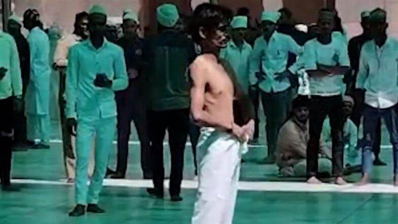 Ajmer: Half-Naked Man Enters Khwaja Garib Nawaz’s Shrine With Sword in Rajasthan, Arrested (Watch Video)