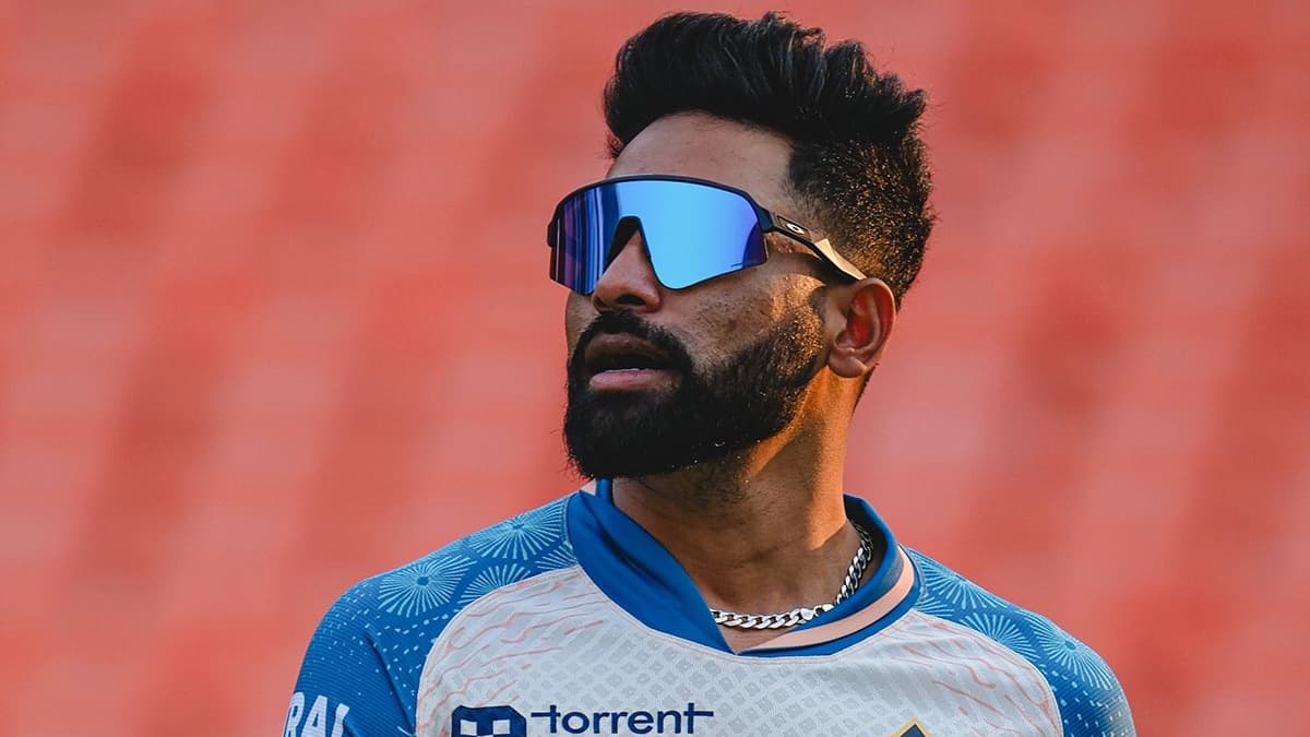 Know Reason Behind Why Mohammed Siraj is Called 'DSP Siraj!