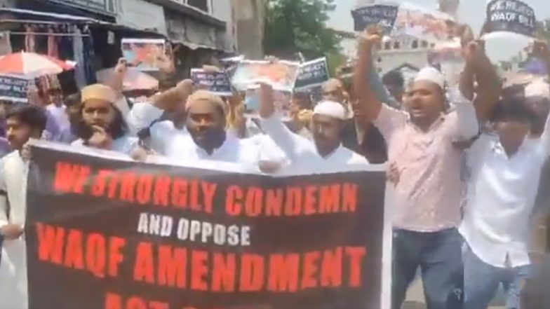 Waqf Amendment Act: Muslim Community Stages Protest in Hyderabad and Other Parts of Telangana Against Waqf Act