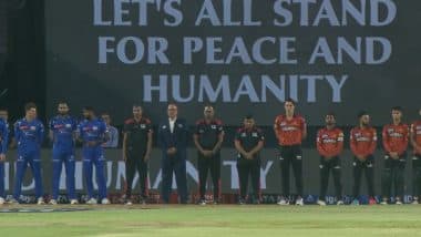 Watch Players, Officials, Spectators Observe One-Minute Silence Ahead of SRH vs MI IPL 2025 Match Remembering Victims of Pahalgam Terror Attack (Video Inside)
