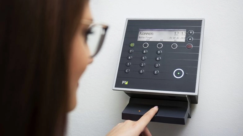 Uttarakhand: Biometric Attendance Made Mandatory in Government Offices To Ensure Punctuality and Accountability