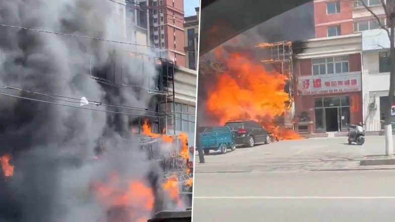 China Restaurant Fire: 22 People Killed, 3 Injured After Blaze Erupts at Restaurant in Liaoyang City of Liaoning (Watch Videos)