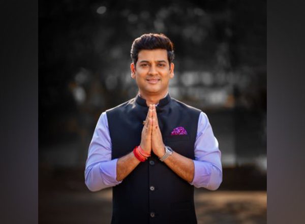 India News | Muslim Empowerment or Political Appeasement? Shiv Sena's MP  Shrikant Shinde Questions Opposition's Intent on Waqf Bill