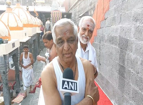India News | Ujjain Seers Welcome Liquor Ban Move Enacted from Today at 19 Religious Places in MP