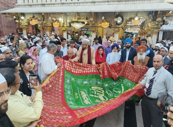 India News | Delhi: Indian Minorities Federation Organises Multifaith Sadbhawna Eid at Nizamuddin Dargah