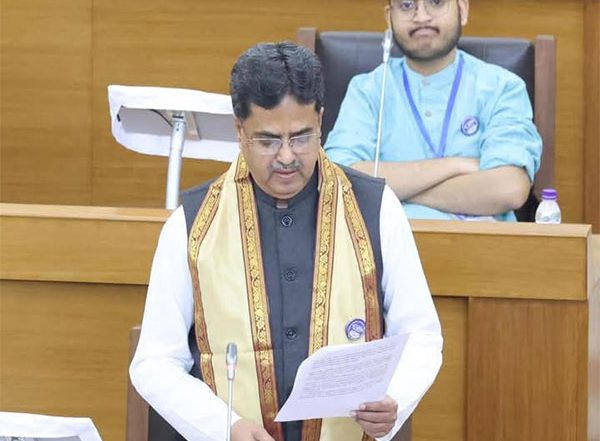India News | Tripura Govt Steps Up Vigil to Curb Illegal Infiltration, Human Trafficking: CM Manik Saha