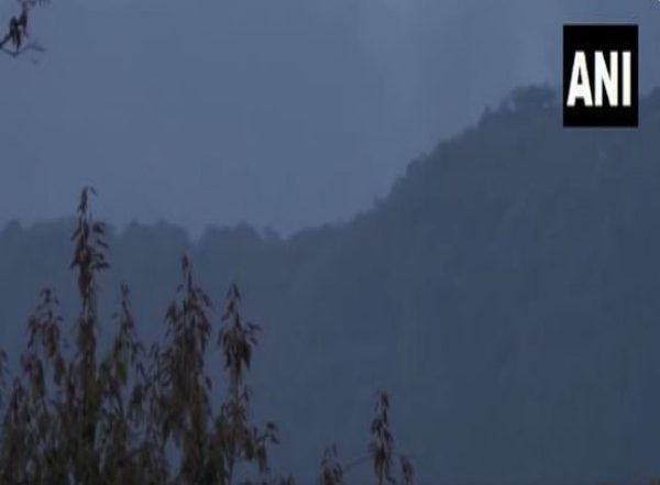 India News | J-K: Pakistan Army Violates Ceasefire Along LoC in Poonch, Indian Army Retaliates