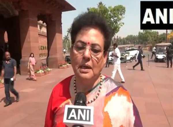 India News | BJP MP Rekha Sharma Supports Waqf Bill, Slams Congress for Vote-bank Politics