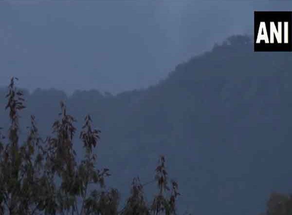 India News | Indian Army Retaliates After Pakistan Violates Ceasefire at the Indian Side Across LoC