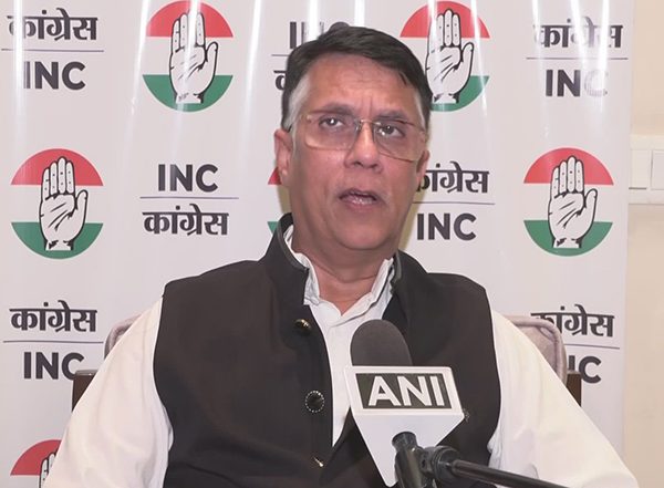 World News | Has Indian Territory - Illegally Occupied by PLA - Been Vacated?: Pawan Khera Slams Govt over Ties with China
