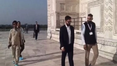 World News | Chilean President Gabriel Boric Visits Taj Mahal During First State Visit to India