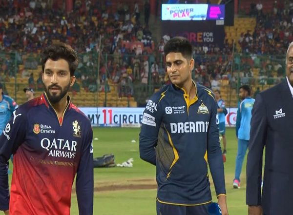 Sports News | IPL 2025: Gujarat Titans Skipper Shubman Gill Wins Toss; Opts to Bowl First Against Royal Challengers Bengaluru