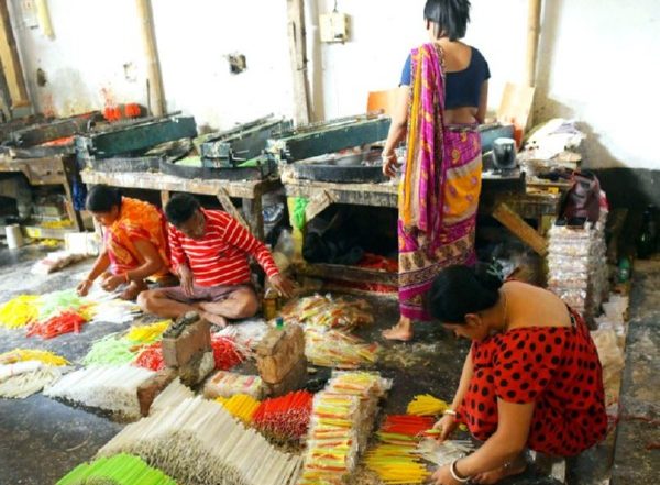 Business News | Around 50% of Mudra Accounts Belong to SC, ST and OBCs; Boosting Financial Independence: SBI Report