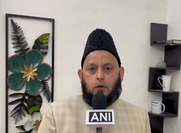 India News | Muslim Law Board to Move Court if Rajya Sabha Clears Waqf Bill: Maulana Khalid Rashid