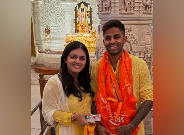 Entertainment News | Suryakumar Yadav Offers Prayers at Ram Mandir in Ayodhya with Wife