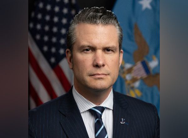 World News | US: Pentagon to Probe Pete Hegseth's Use of Signal App for Yemen Military Actions