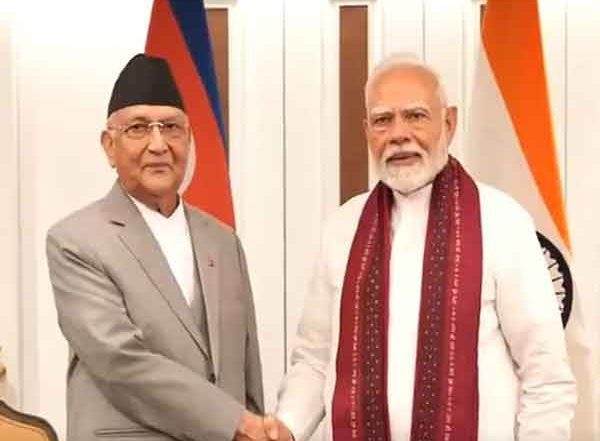 World News | India Attaches Immense Priority to Nepal, Says PM Modi on Meeting Nepal PM Oli