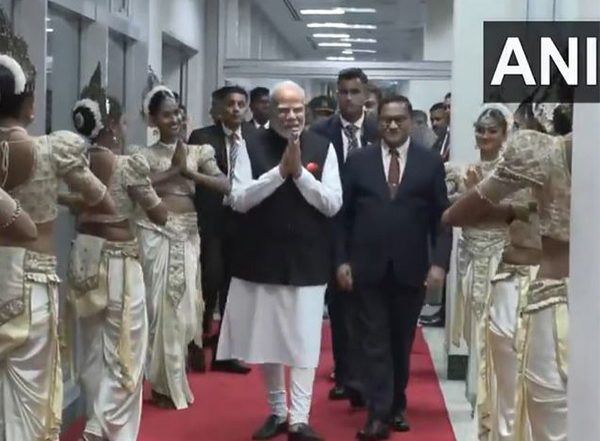 World News | PM Modi Arrives in Colombo, Six Top Sri Lankan Ministers Receive Him at Airport