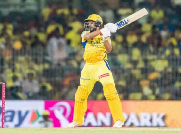 Sports News | MS Dhoni May Captain CSK as Ruturaj Gaikwad Uncertain for Delhi Capitals Clash