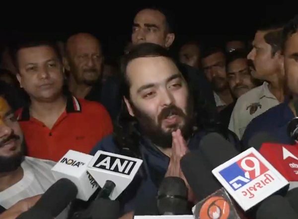 India News | Anant Ambani's 170-km Padayatra to Dwarka Enters Eighth Day