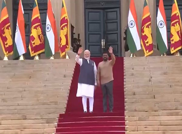 World News | PM Modi Meets Sri Lankan President at Presidential Secretariat in Colombo