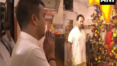 India News | Gujarat Minister Harsh Sanghavi Offers Prayers at Maa Amba Devi Temple in Surat