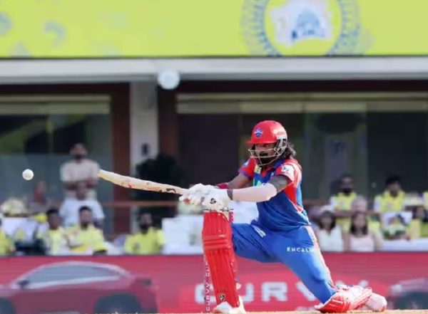 Sports News | IPL 2025: KL Rahul Continues Fine Run Against CSK, Posts First Fifty in DC Colours