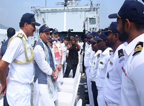 India News | Rajnath Singh Reviews Maritime Security Situation, Indian Navy's Operational Readiness in Karwar