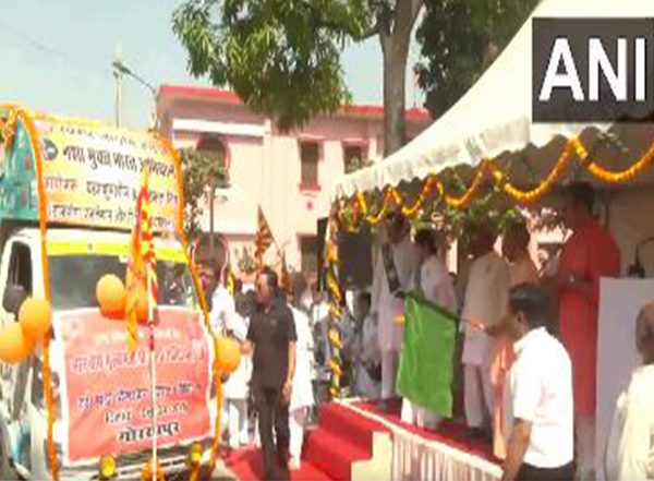 India News | UP CM Yogi Adityanath Flags off Special Vehicles for Nasha Mukti Campaign