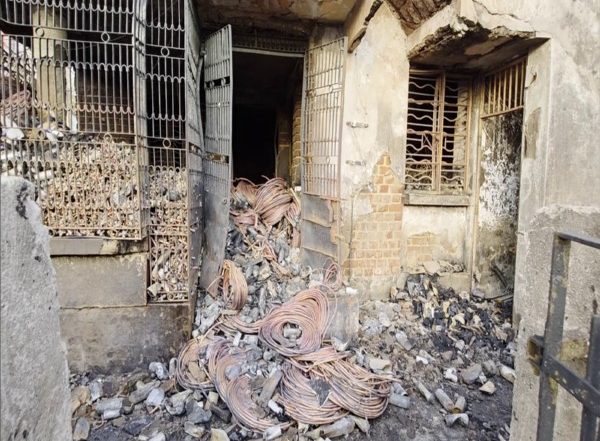 India News | Two, Including 2-yr-old, Killed in Fire in Gujarat's Ahmedabad