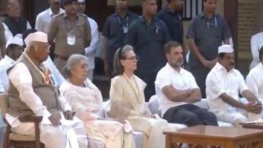 India News | Kharge, Rahul Gandhi, Sonia Gandhi and Other Congress Leaders Take Part in Prayer Meet at Sabarmati Ashram