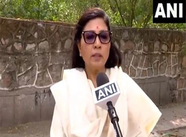 India News | BJP's Shikha Roy Slams Mahua Moitra over CR Park Fish Market Row